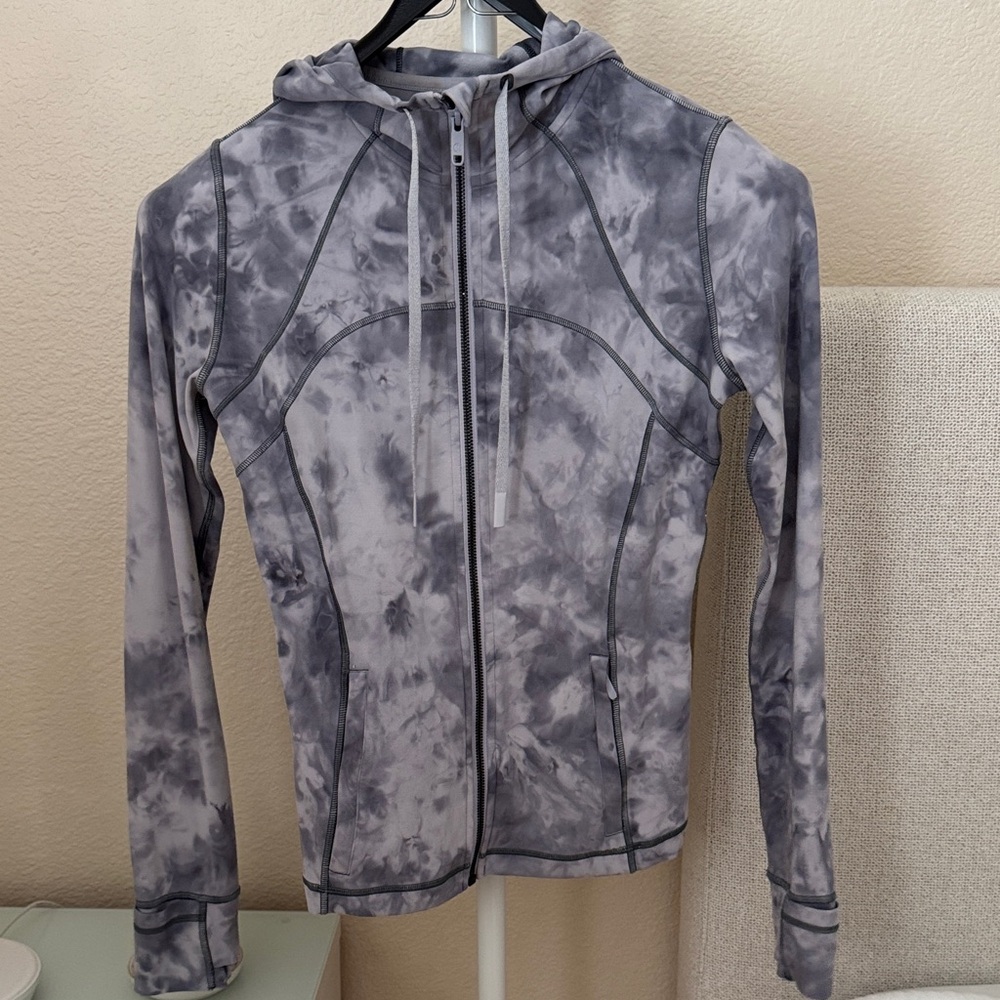 Lululemon Hooded Define Jacket Nulu Size 6